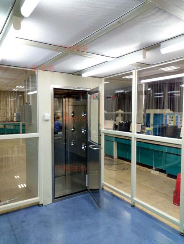 潔凈棚加風(fēng)淋室安裝效果 潔凈棚加風(fēng)淋室安裝效果