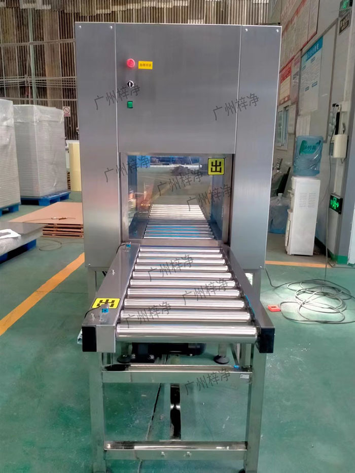 輸送線傳遞窗是潔凈室與外部環(huán)境之間的連接通道,用于傳遞物料。 輸送線傳遞窗是潔凈室與外部環(huán)境之間的連接通道,用于傳遞物料。